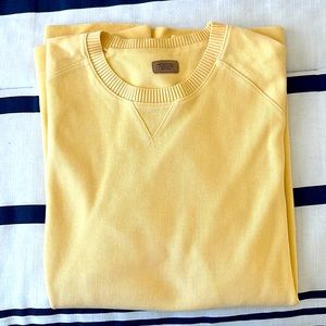 Long sleeve yellow sweater,size XXL vintage Talbots Men’s Clothing,very casual.